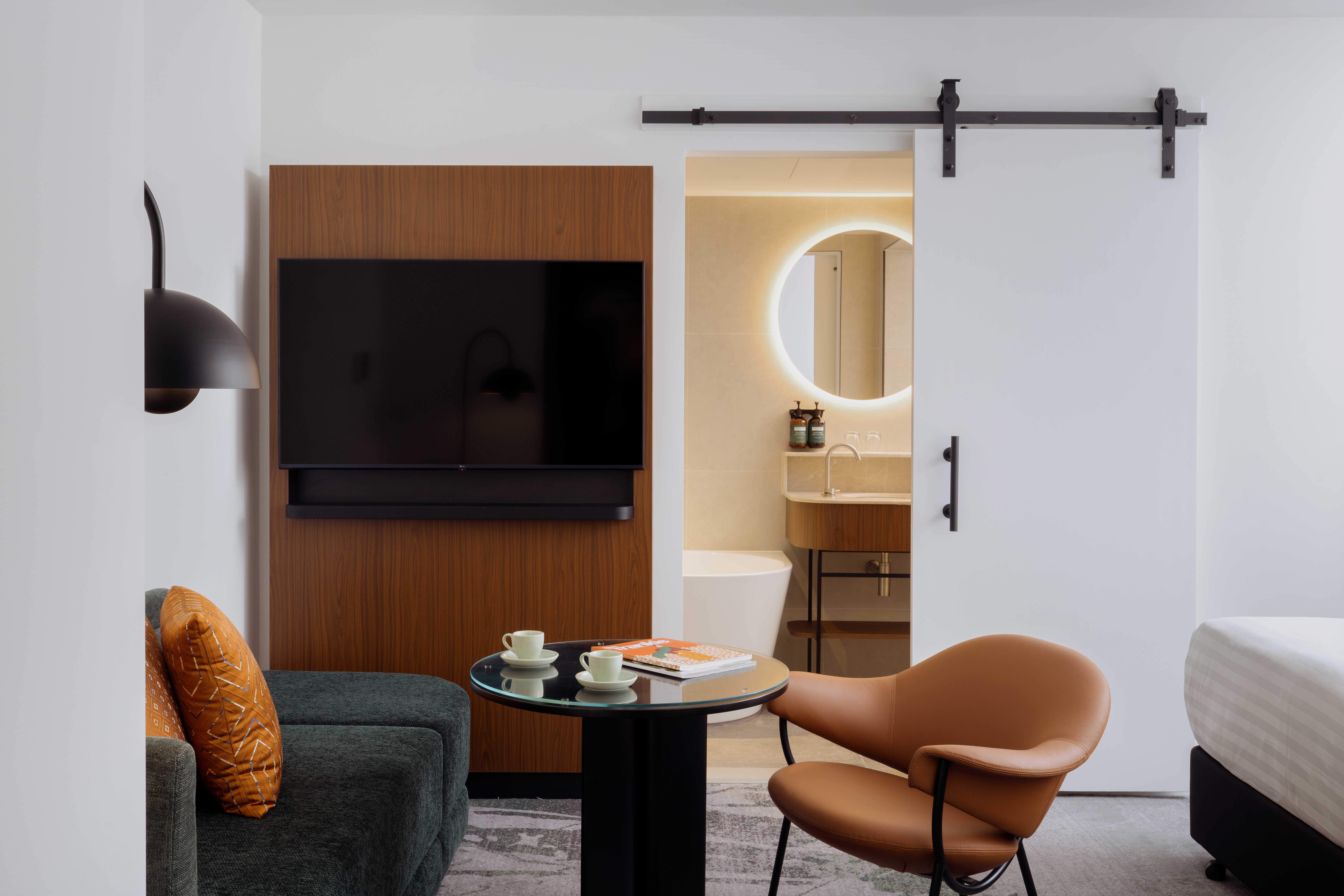 Carlton welcomes first internationally branded hotel, Crowne Plaza Melbourne Carlton